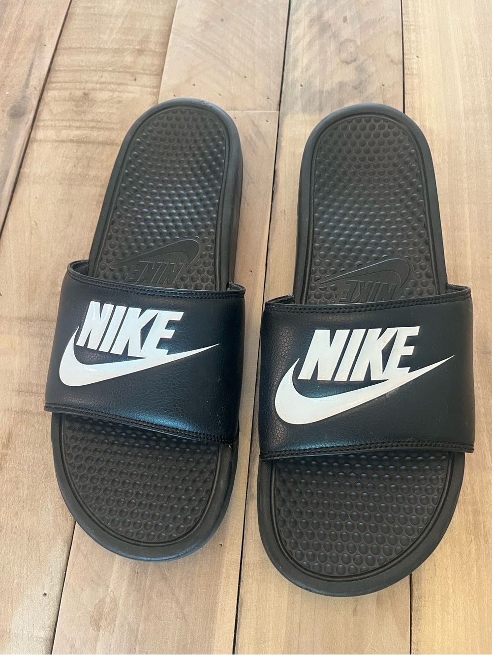 Nike Benassi JDI Slides Men Size 12 Black/ White (343880-090)